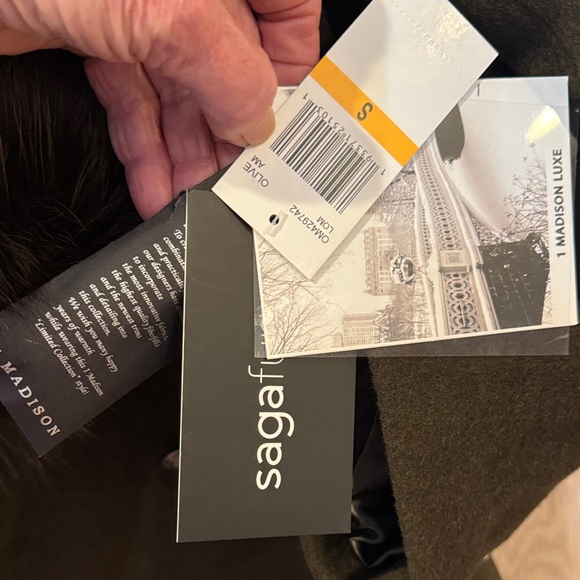 NWT! AUTHENTIC (detachable) FOX FUR! 1 Madison Olive wool Pea Coat! Stunning! - Picture 9 of 9